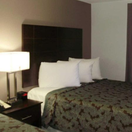 Rodeway Inn Middleboro-Plymouth Buitenkant foto